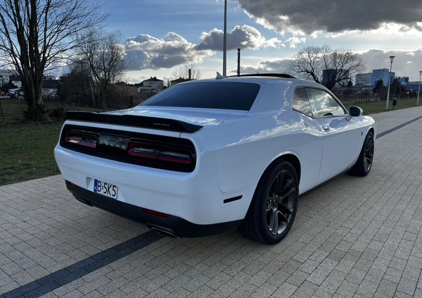 Dodge Challenger cena 210000 przebieg: 8200, rok produkcji 2021 z Wronki małe 781